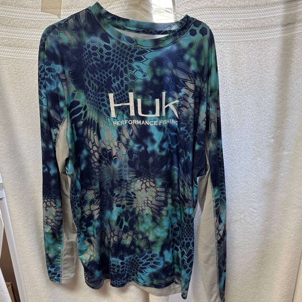Huk Blue Teal Performance Fishing Shirt H8 - Picture 4 of 4